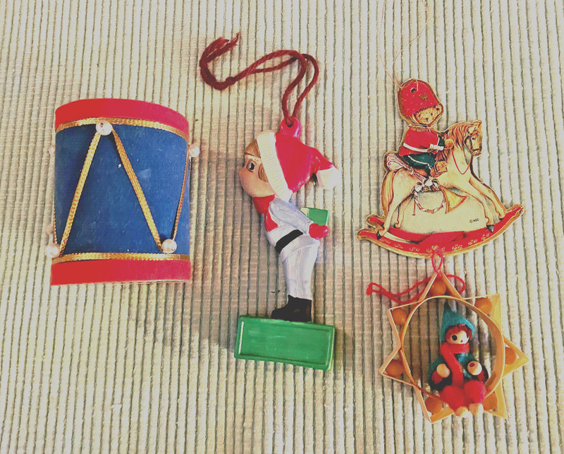Vintage Various Lot of 4 Christmas Ornaments