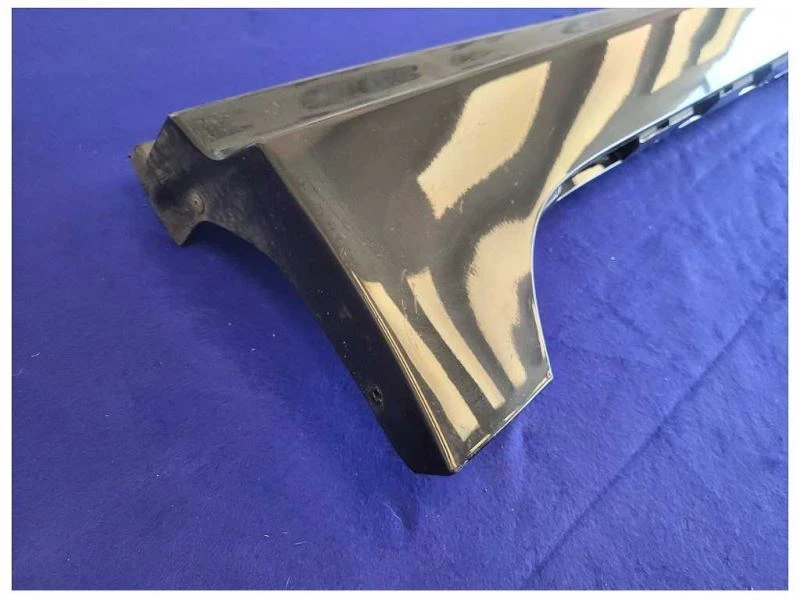 Chevrolet SS 2014-2015 sedán 6,2 L panel basculante inferior del conductor moldeado negro 2350 Foto 2 de 4