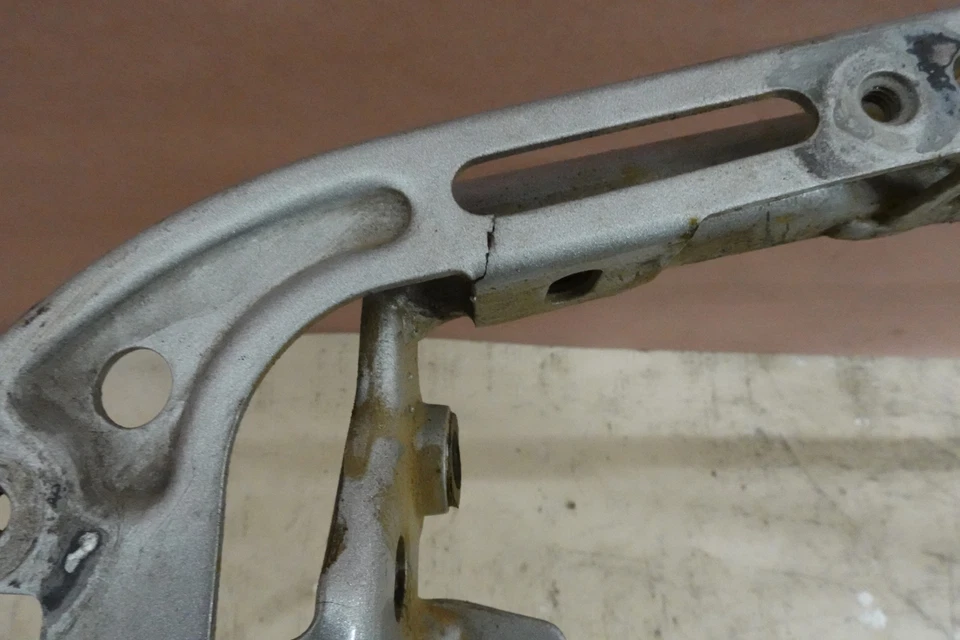 BMW F650 1993-2000 cuadro principal chasis Oregon título de salvamento Foto 2 de 4