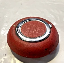 Vintage Red Pocket Portable Round Metal Flip-Top Travel Purse Ashtray
