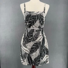 ASTR The Label Palm Leaf Print Dress Womens M Black White Mini Sundress