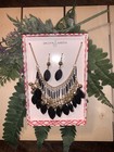 Jaclyn Smith Beautiful Black & Gold Necklace & Pierced Earrings Jewelry Set   — photo 1