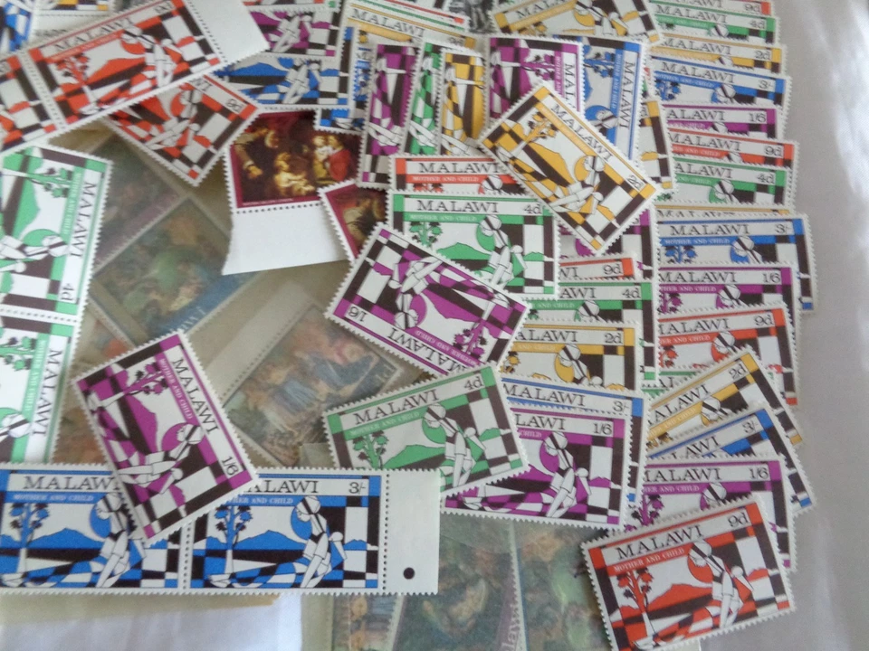 Lote de 133 estampillas de trabajo de Malawi, estampillas MNH sin marcar incluyendo bloques Foto 2 de 4