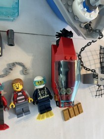 LEGO CITY MINFIGURE & PARTS LOT Police Patrol Boat 60277 60134 3368 Space Center