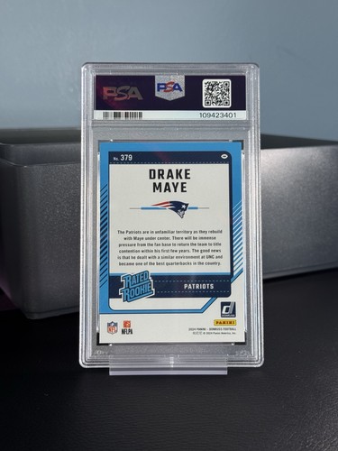2024 Panini Donruss Rated Rookie Drake Maye #379 (RC) PSA 8 - Foto 2 di 2