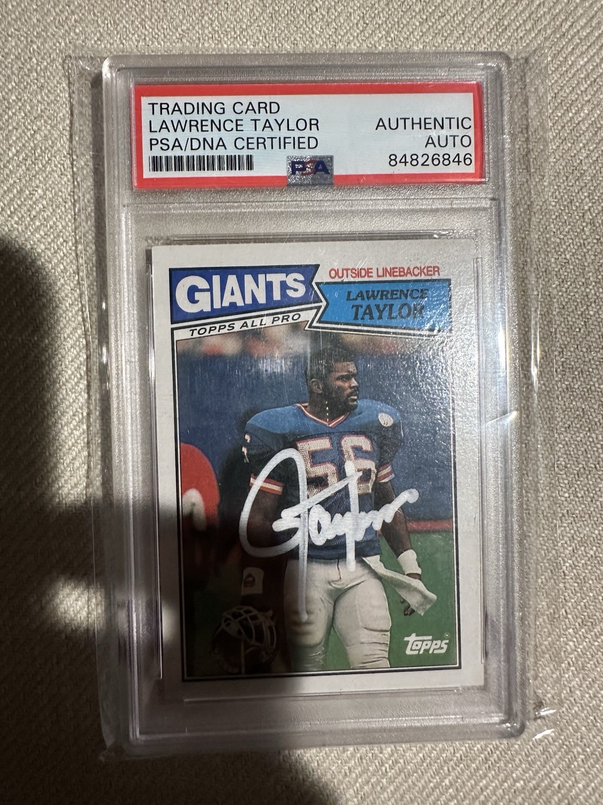 Lawrence Taylor Auto PSA/DNA Authentic Topps Giants HOF Signed
