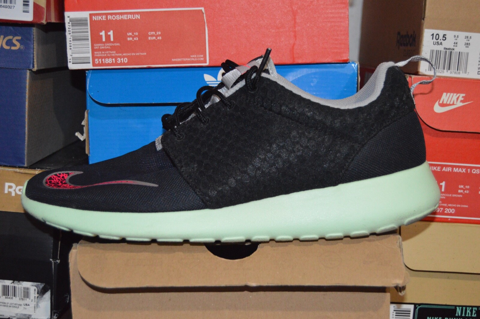 nike roshe yeezy