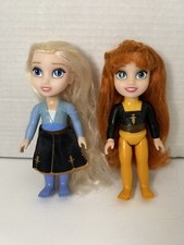 Elsa and Anna Dolls 6  Frozen 2 Please Look At Pictures