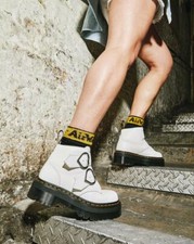 Dr. Martens Women's Devon Heart Platform Quad Retro White Nappa Aunt Sally