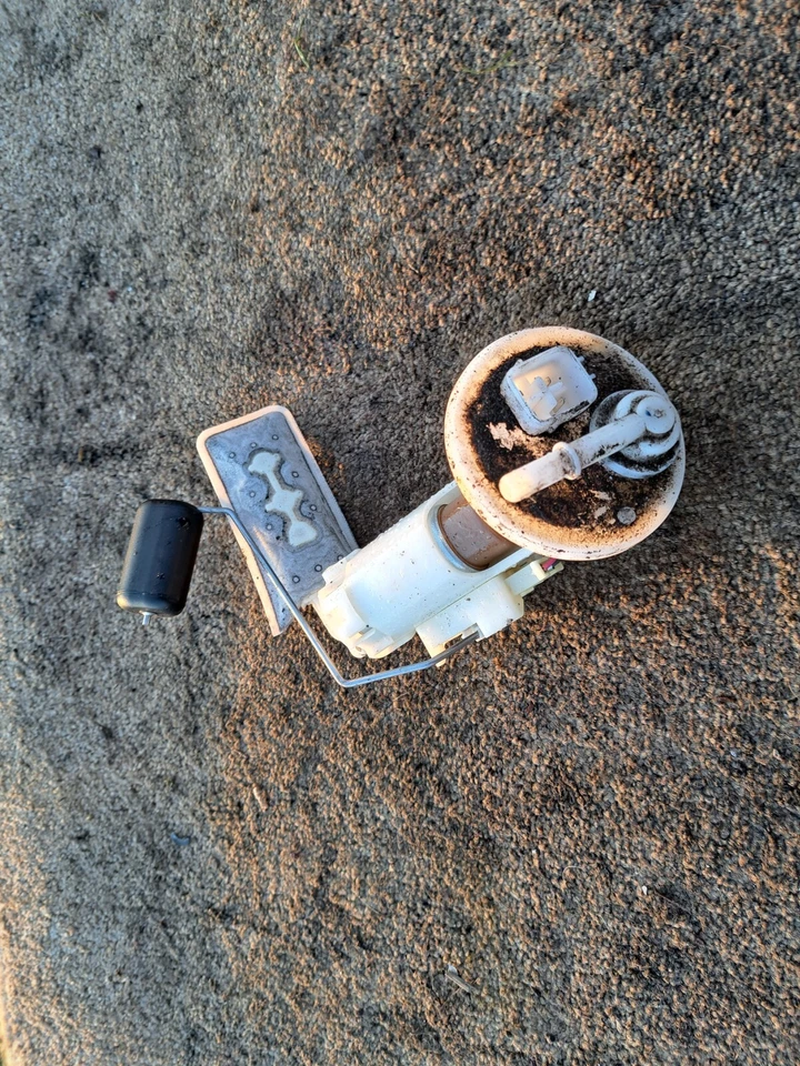 2014 YAMAHA XC115 XC 115 DELIGHT SCOOTER FUEL PETROL PUMP LEVEL SENDER GWO — 第 2/4 张图片