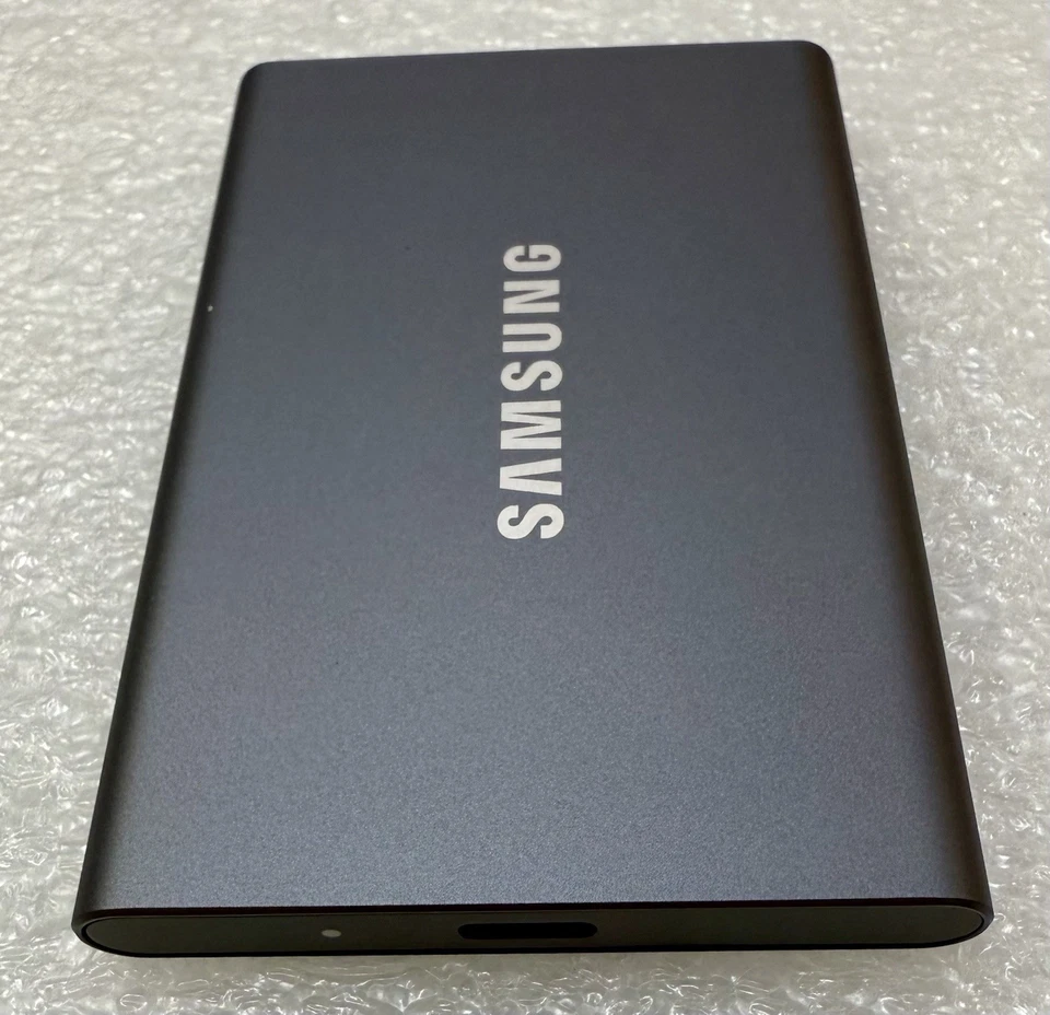 Samsung T7 MU-PC2T0T 2TB External Portable SSD - Titan Gray Grade A. Fast Ship - Image 3 of 4