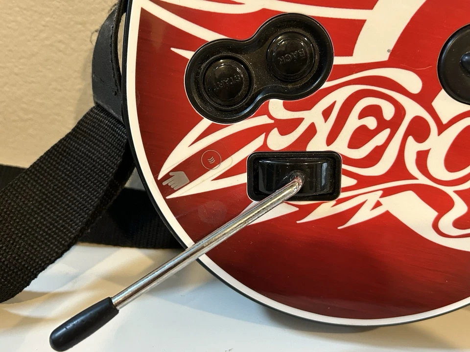 X-box 360, Aerosmith Gibson Guitar  (95339 805)  Red Octane, Les Paul, - Image 3 of 4