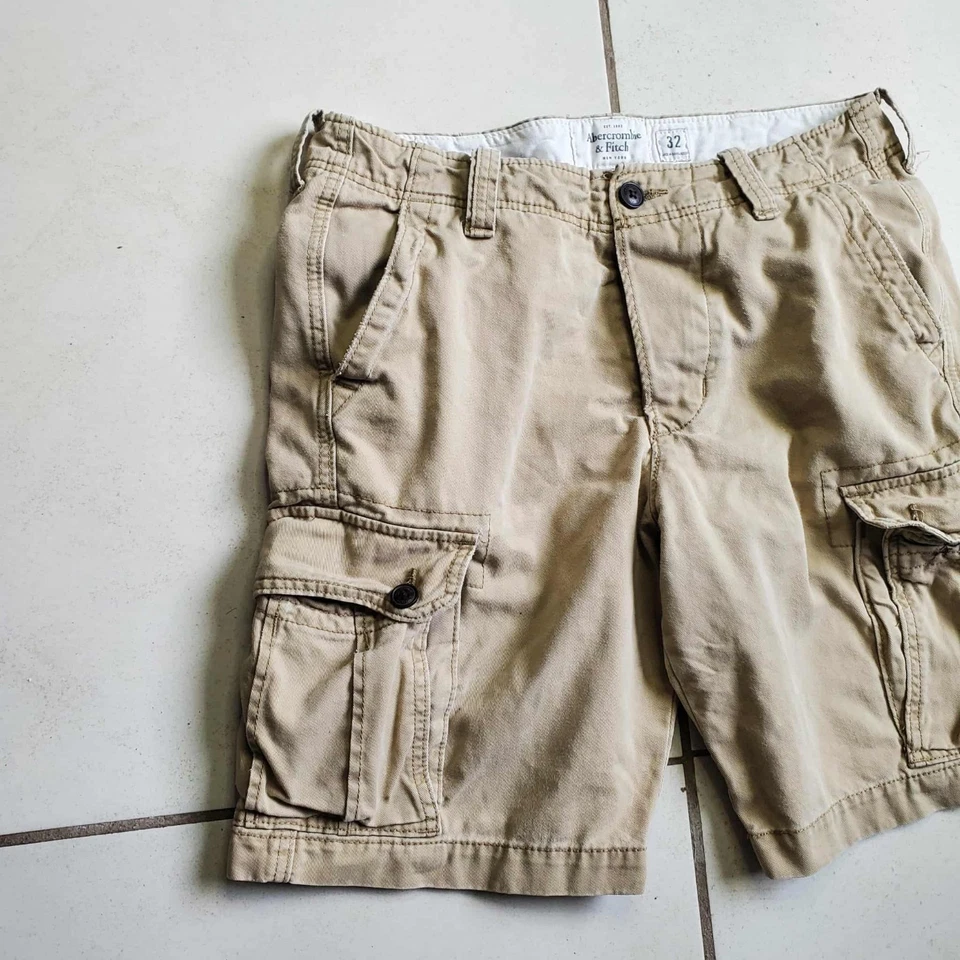 Abercrombie & Fitch Men's Size 32 Heavy Cargo Shorts Khaki, Y2K Vintage - Image 2 of 4