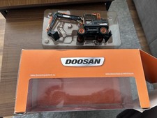 Doosan DX160W Maßstab 1:50 OVP Limitierte Edition auf 600 Stk. In Schwarz