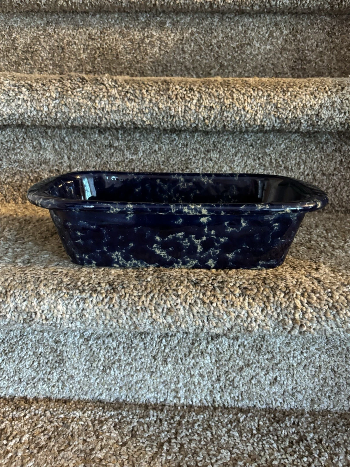 Hennington Pottery Loaf Pan In The Blue Agate Finish