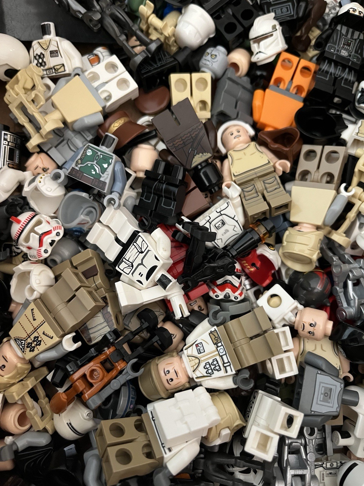LEGO Star Wars Minifigure Parts Lot 1 oz &ndash; Heads, Torsos, Legs, Accessories Bulk