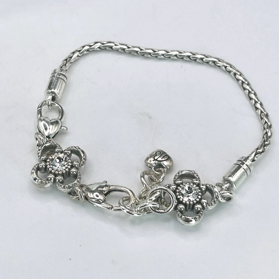Pulsera Brighton May Flor Cristal Añadir A Cuenta Tono Plata Ajustable Floral Foto 2 de 4