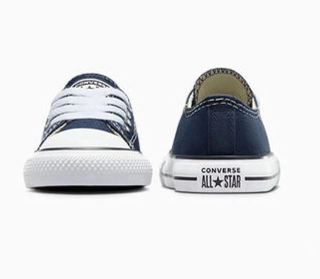 Nuevo (talla 8) Niño pequeño Converse Chuck Taylor All Star Low Top 7J237 Color Azul Marino Foto 4 de 4