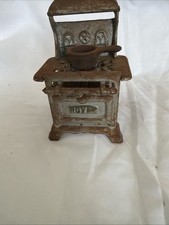 Vintage Royal Cast Iron Stove Wit Pot For Children s Dollhouse