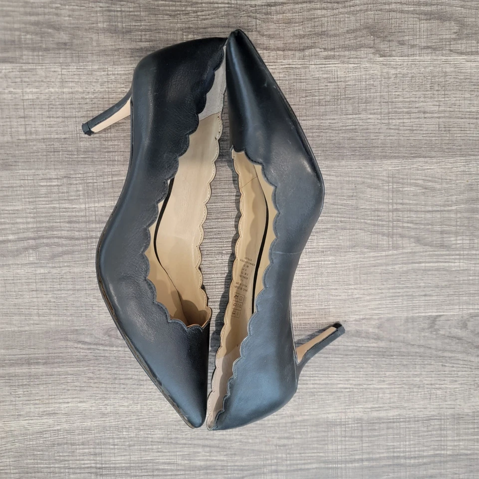 Zapatos de salón Lands' End Pointer Toe de cuero negro festoneado talla 8B Foto 4 de 4