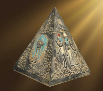 PHARAONIC ANCIENT EGYPTIAN Pyramid For Cleopatra and Tut and Nefertari Isis (A2)
