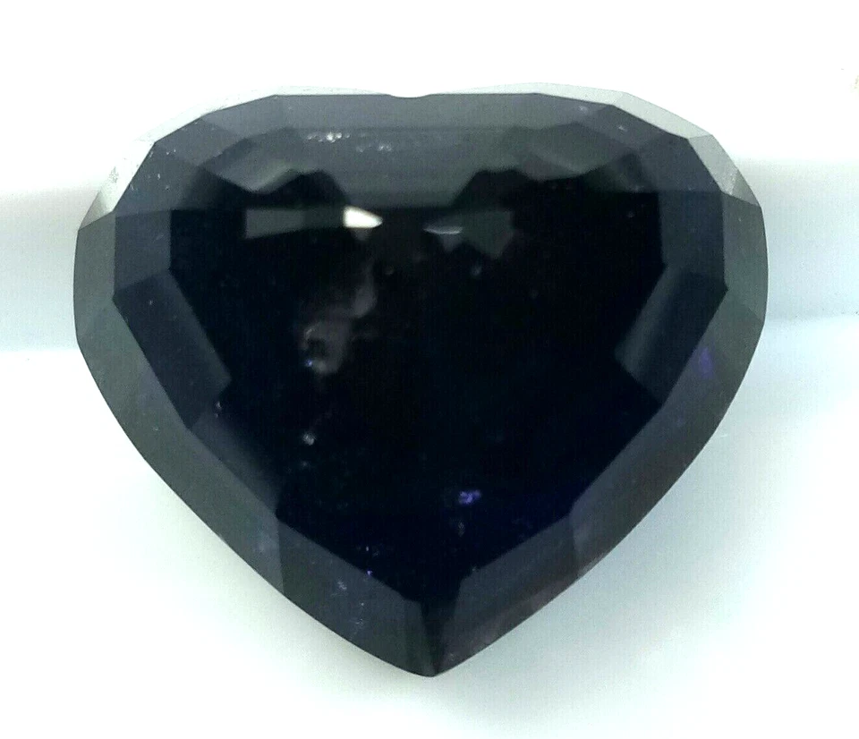 19.42 Cts 100% Natural Lovely Color RARE Huge Size Iolite Heart Shape Cut Stone - Image 4 of 4