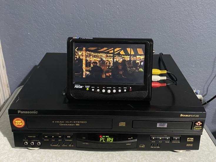 Panasonic PVD4732 VHS/DVD Recorder Combo Multi Tested Works Great No