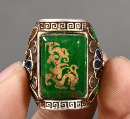3.5CM China Old Silver Inlay Green Gems Dragon Beast Jewelry Round Ring Statue