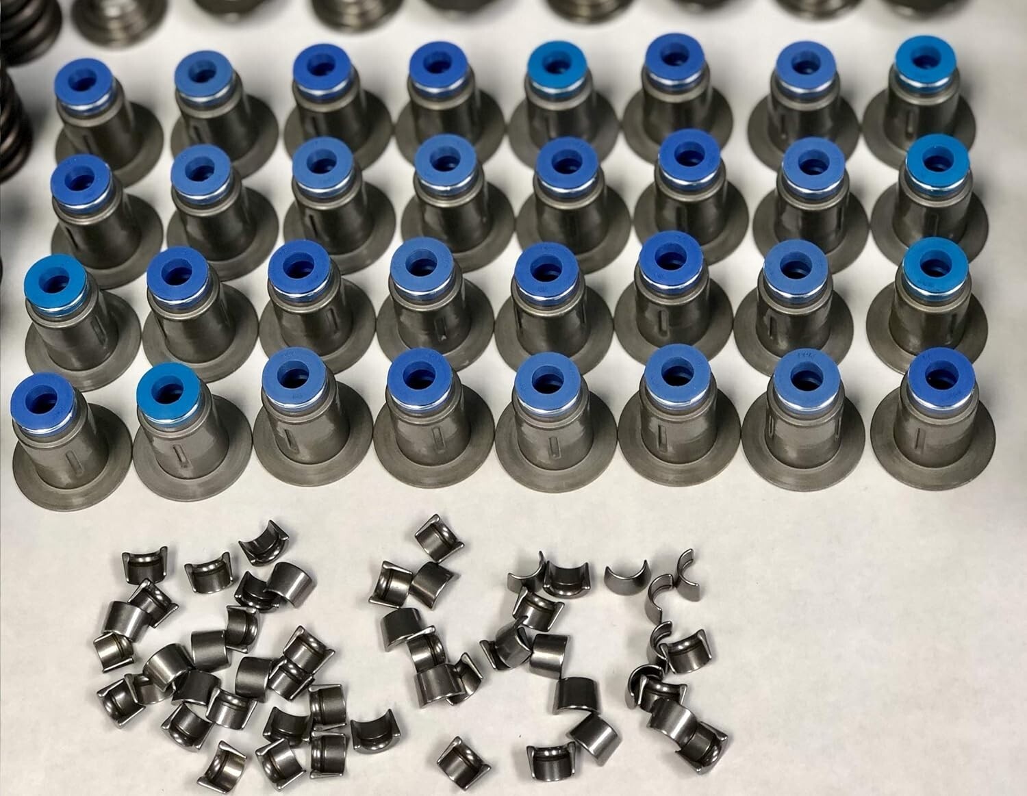 Stock Valve Springs Retainers Locks & Seals Kit Ford 6.0 6.0L 6.4 6.4L 32 Valve