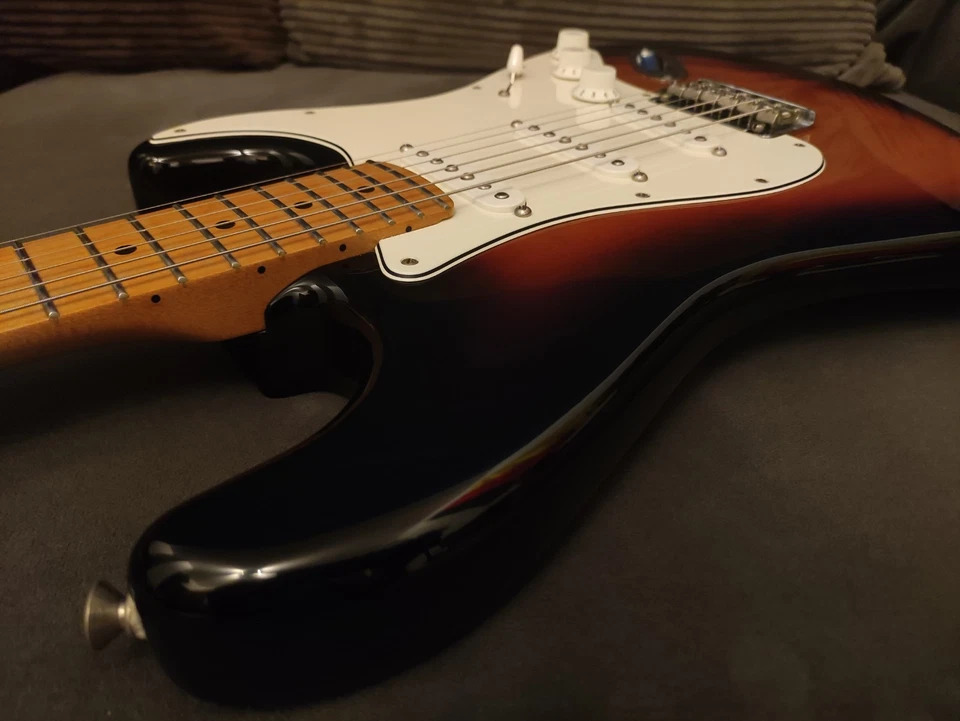 Fender Stratocaster E Gitarre Sunburst - Bild 3 von 4