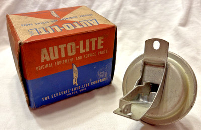 NOS AUTO-LITE VACUUM ADVANCE CHAMBER 6-19 CHRYSLER 1689773 IAZ-2022RE DODGE