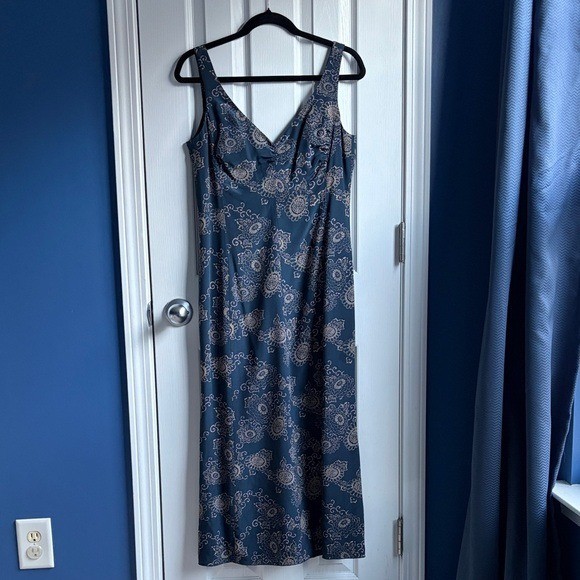 J.Crew Women's Vintage 100% Silk Sleeveless Midi Dress Navy Floral Print Size 8
