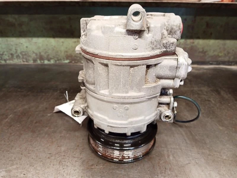 Compresor embrague aire acondicionado turbo 96-04 AUDI A6 8396649 Foto 4 de 4