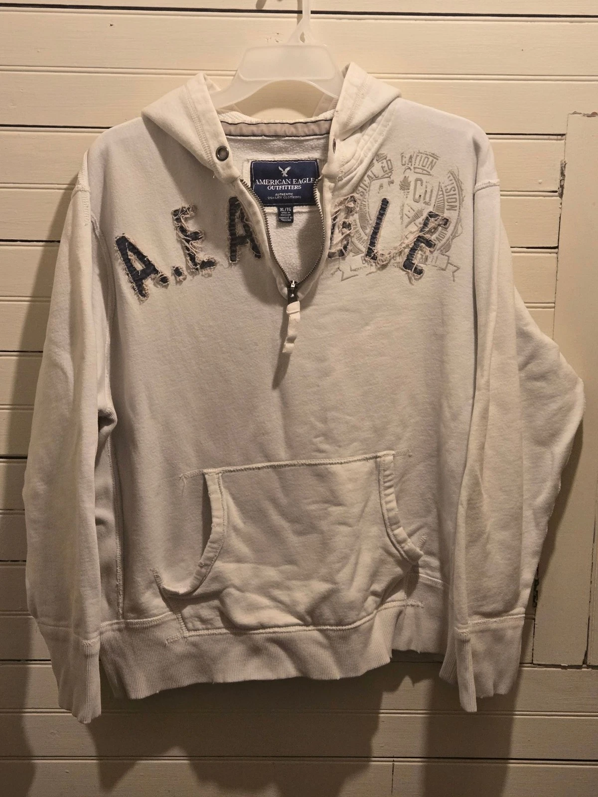 American Eagle Outfitters Hoodie Mens XL Quarter Zip Fleece White Distressed