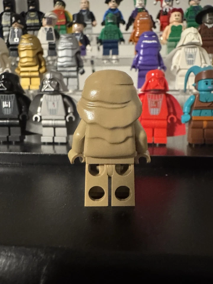Lego Custom ClayFace Minifigure Dark Tan Pad Printed And Injection Molded - Image 2 of 2