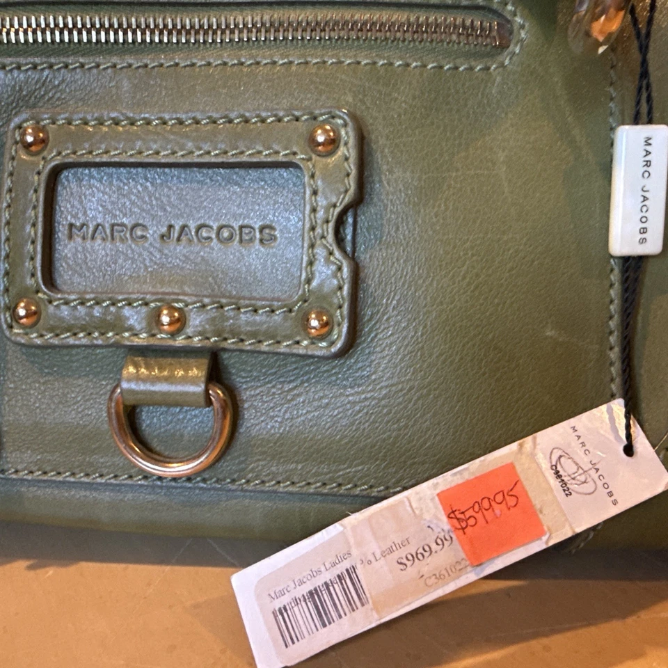 NUEVO CON ETIQUETAS Marc Jacobs Cartera Desmontable Cuero Verde Manzana/Dorado Bolso Cartera Foto 3 de 4
