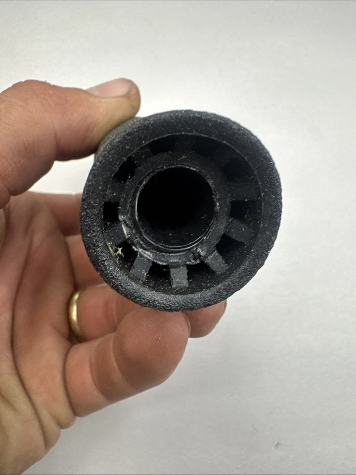 NEW OEM Green Machine 3000 4000 Handle Grip GM300142 - Image 2 of 3