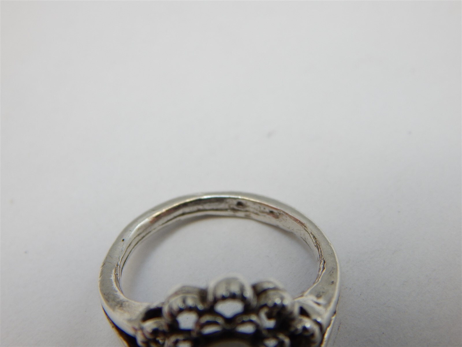 SILVER PLATE MOTHER OF PEARL SOLITAIRE FASHION RING S… Gem