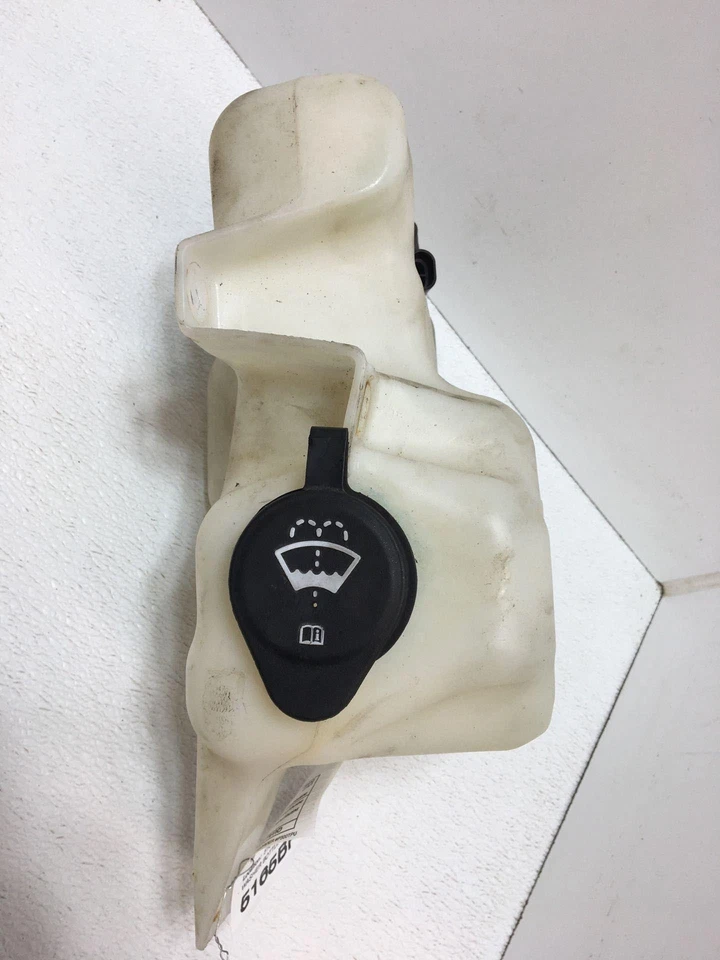 Botella lavadora CHEVY COLORADO 04 05 06 07 08 09 10 11 12 Foto 3 de 3