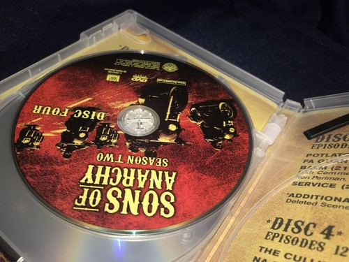 Sons of Anarchy: Season Two (DVD, 2010, 4-Disc Set) fast shipping bubble mailer - Picture 9 of 9