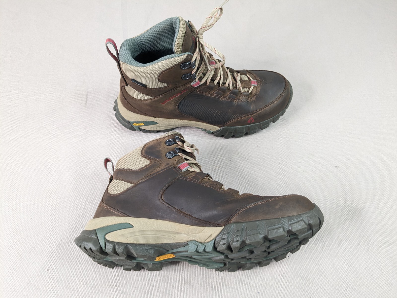 earth boots talus
