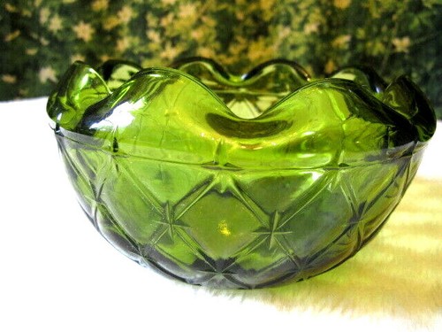 DE COLECCIÓN VERDE ACOLCHADO DIAMANTE COMPOTA CARAMELO PLATO VIDRIO MCM - Imagen 7 de 11