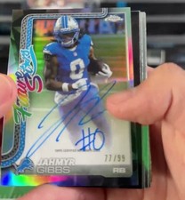 2025 Topps Chrome Jahmyr Gibbs Future Stars Auto On Card Refractor #/99 Inscribe