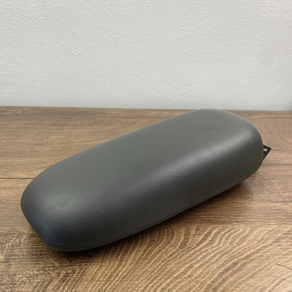 1999 2000 2001 2002 2003 2004 Oldsmobile Alero Center Console Lid Dark Gray/Blac - Image 2 of 4