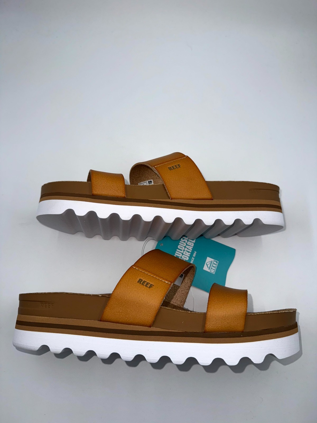 Reef Cushion Vista Hi Women's Slide 9 Brown Leather Slip On Sandals RF0A3YP5NAT