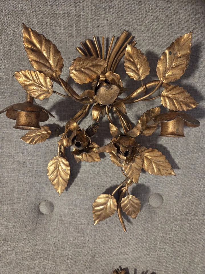 Juego de 2 apliques italianos Hollywood Regency dorados de rosas y hojas Foto 3 de 4