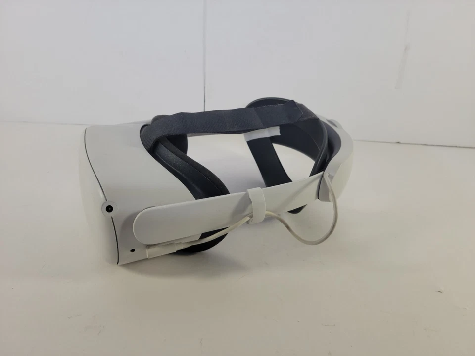 Meta Quest 2 KW49CM - 128GB | Standalone VR Headset Fully Operational - Image 2 of 4