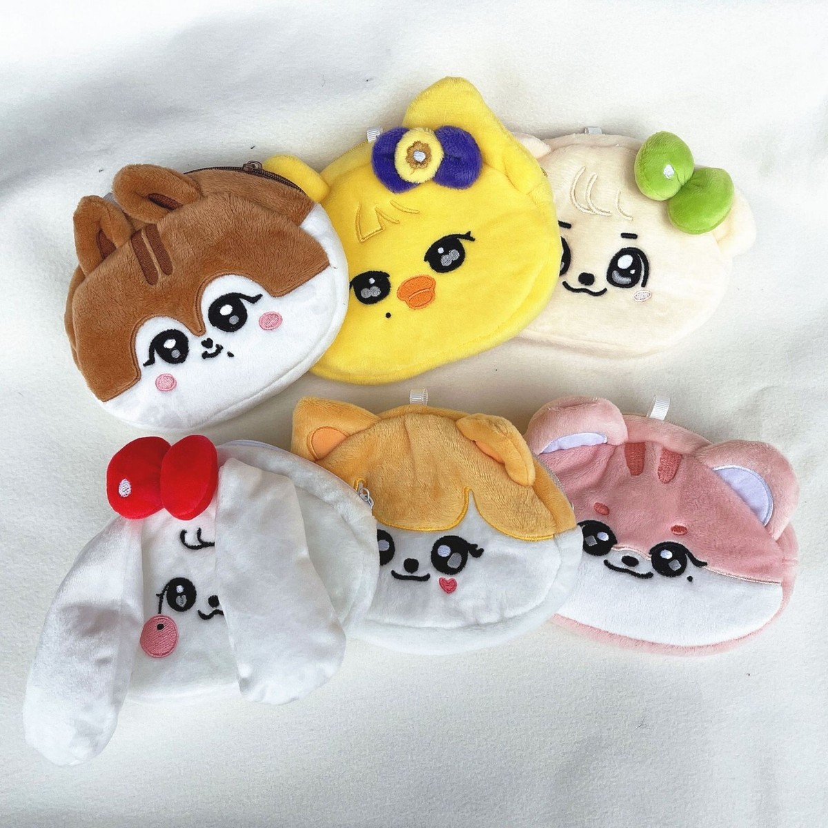 アイドル ive minive Cherry POKET FOLDABLE BAG IVE | 아이브 Ive Minive School Pop-up Busan Limited Edition