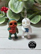 3D Printed Articulating Skeleton w/ 4 Leaf Clover (ZOU3D)