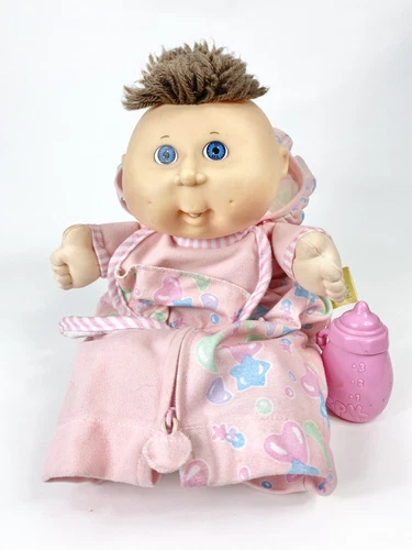 Hasbro Vintage Cabbage Patch Kids Love’N Care Brown hair Brown Eyes PINK